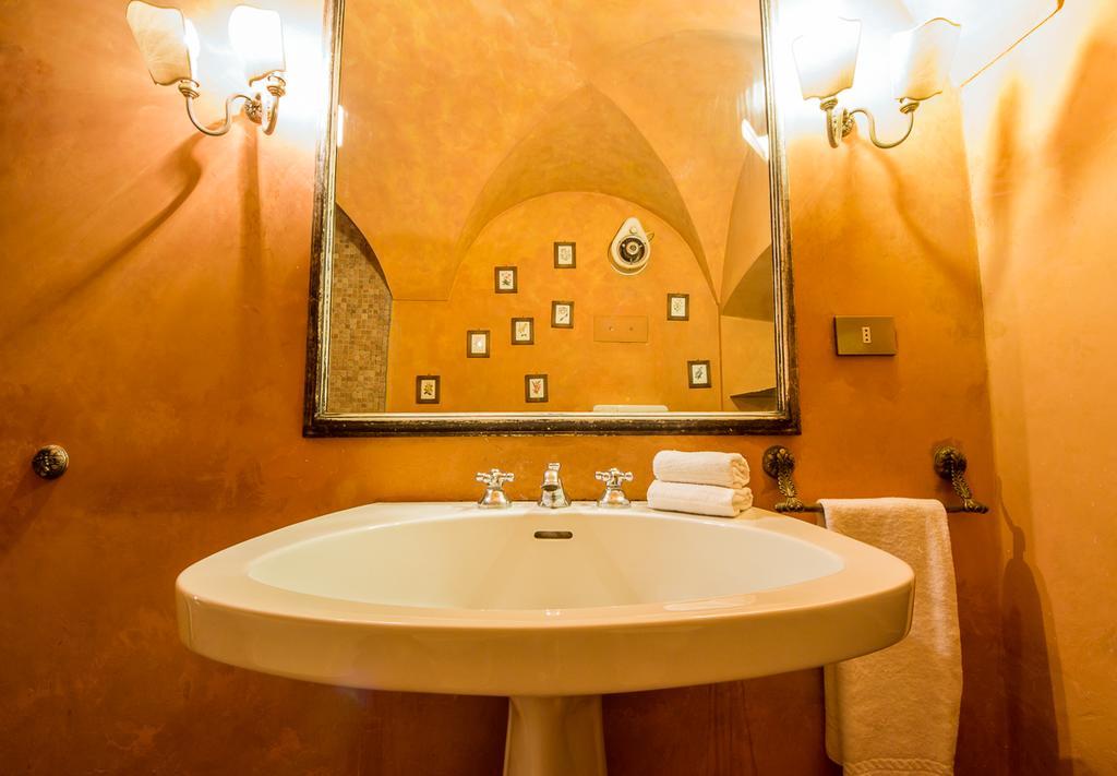 Santa Croce Elegant Studio Florence Ngoại thất bức ảnh