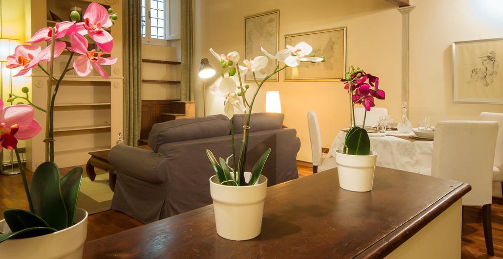 Santa Croce Elegant Studio Florence Ngoại thất bức ảnh